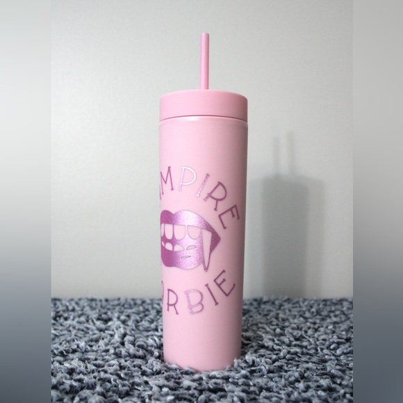 Vampire Barbie Tumbler🩸 - Picture 3 of 7